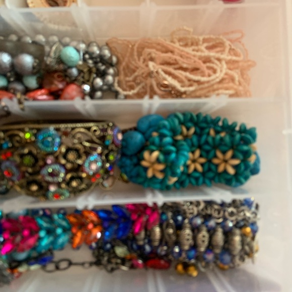 Jewelry - Picture 7 of 10